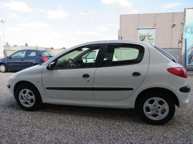 PEUGEOT 206 2.0 HDi 5p. XT