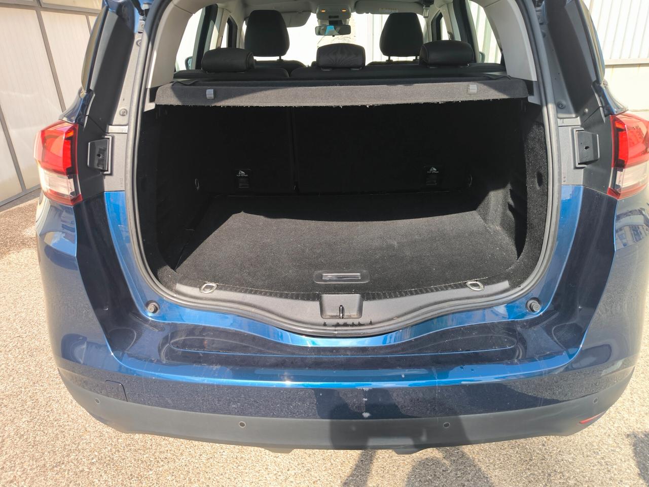 Renault Scenic 1.5 dci 110 CV Energy Intens Neopatentati