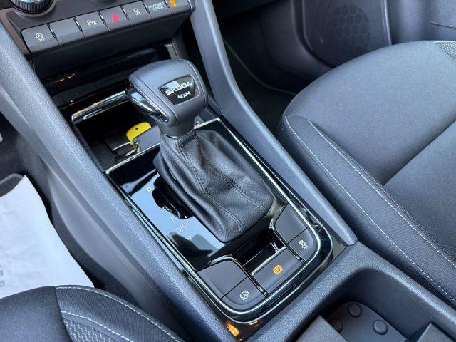 SKODA Karoq 2.0 TDI 4x4 DSG Selection LED ACC Camera Travel