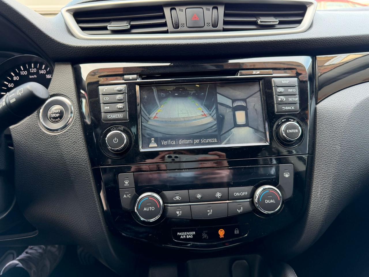 Nissan Qashqai 1.5 dCi N-Connecta Tetto/Retrocamera360/
