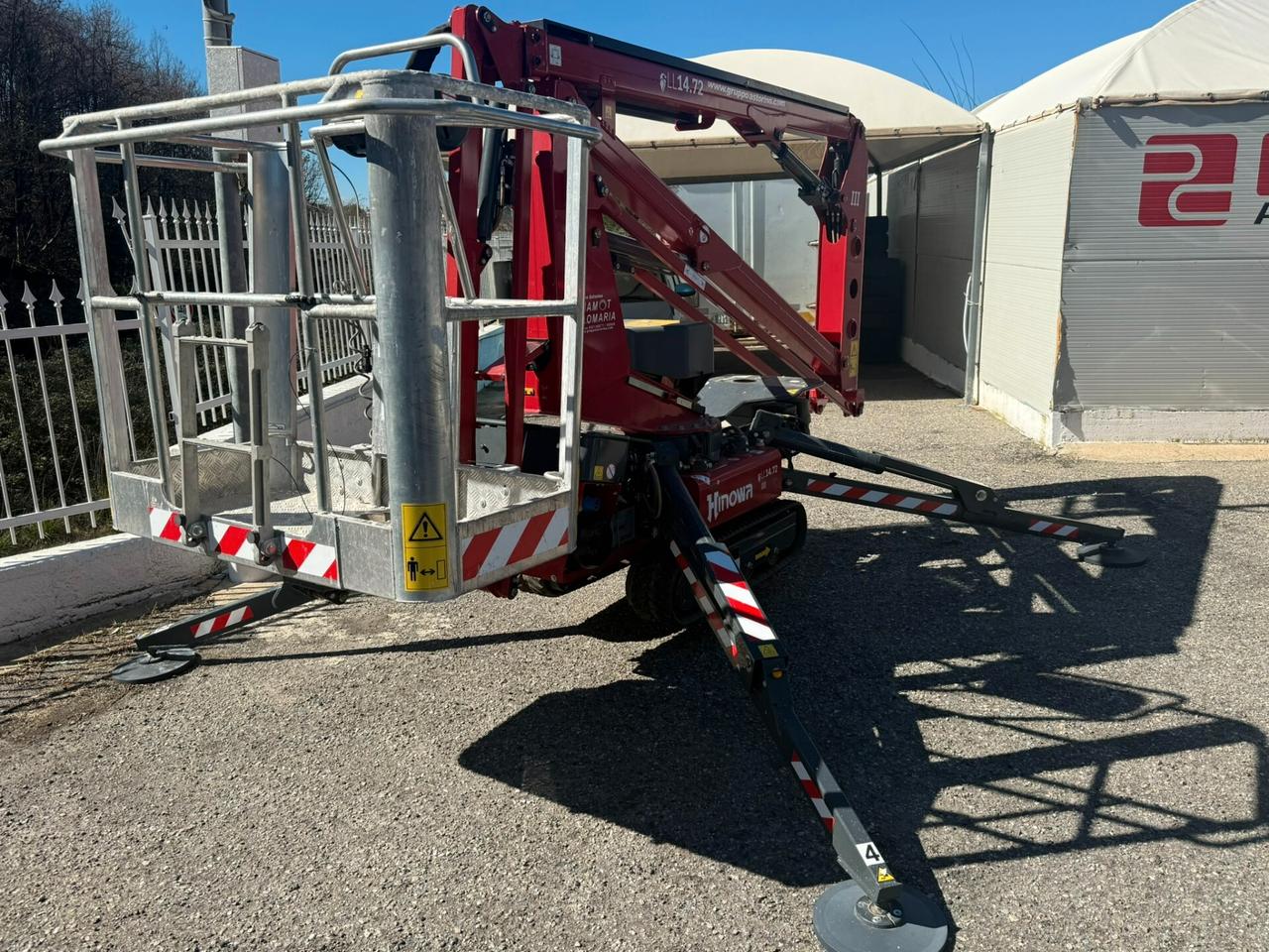 PIATTAFORMA HINOWA LIGHTLIFT 14,72