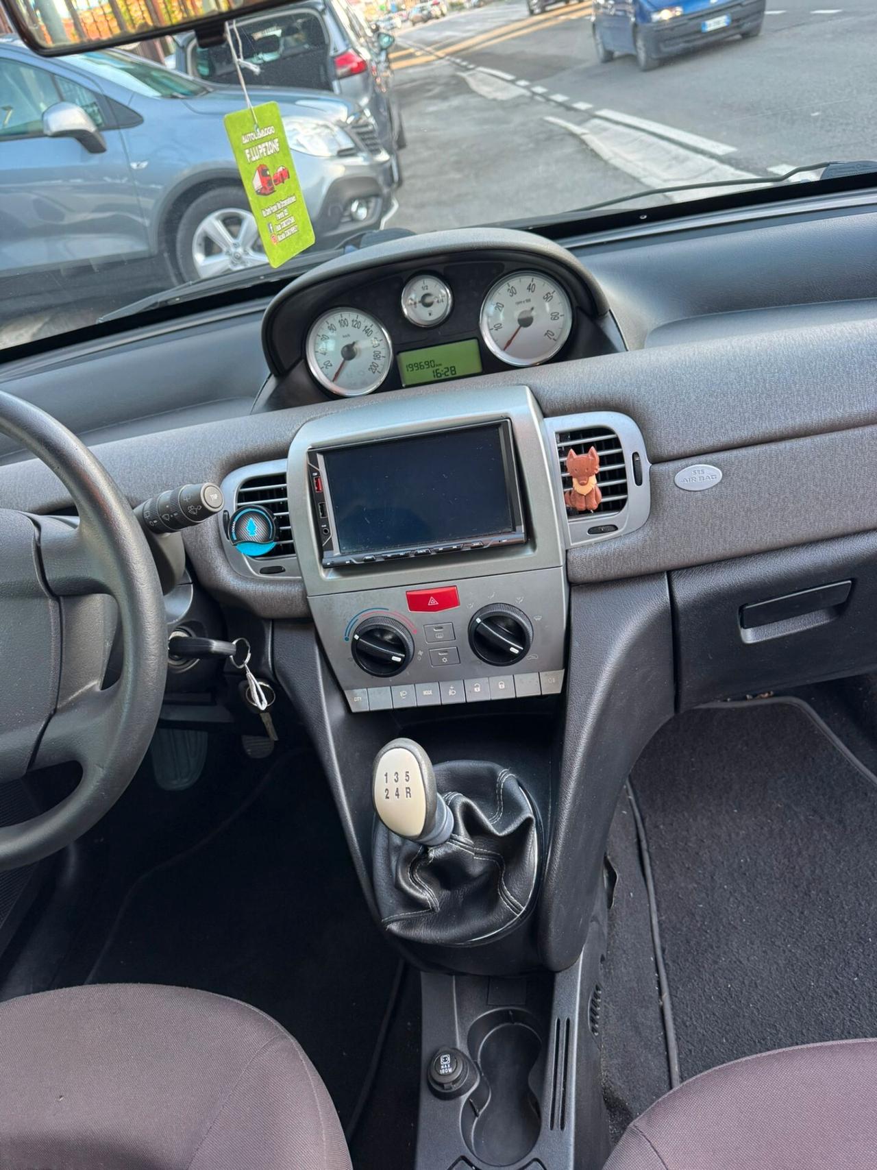 Lancia Ypsilon 1.2 Argento