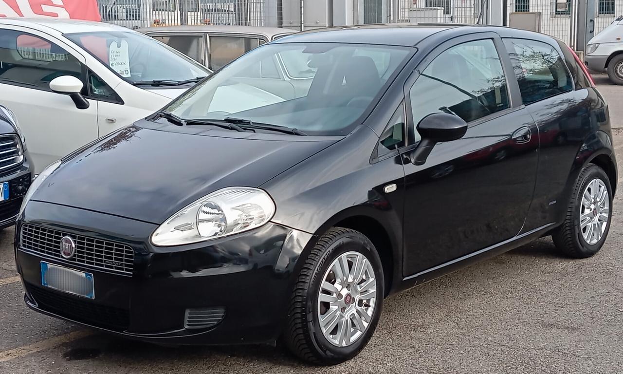 Fiat Grande Punto Grande Punto 1.3 MJT Dynamic