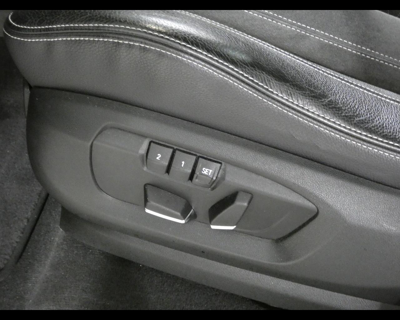 BMW X5 (F15/85) - X5 xDrive25d Business