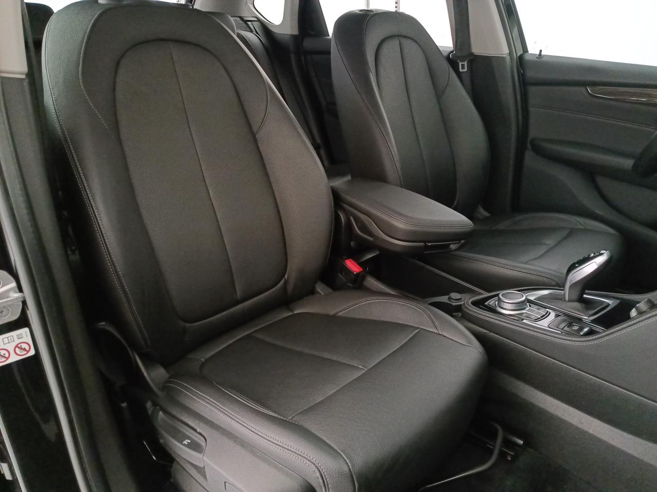 BMW Serie 2 F45 2018 Active Tourer - 218d active tourer auto