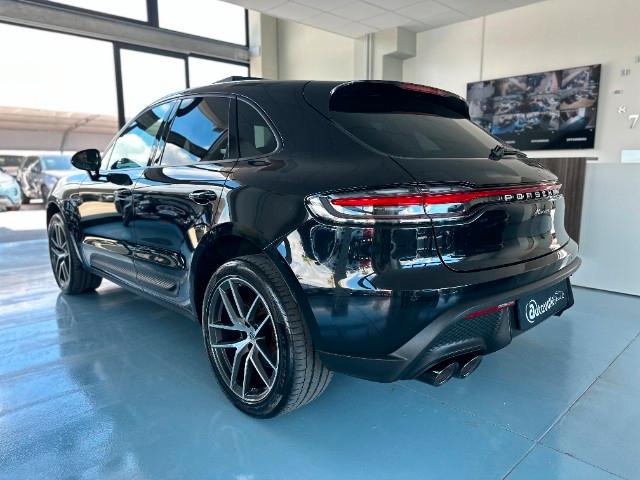 PORSCHE Macan 2.0