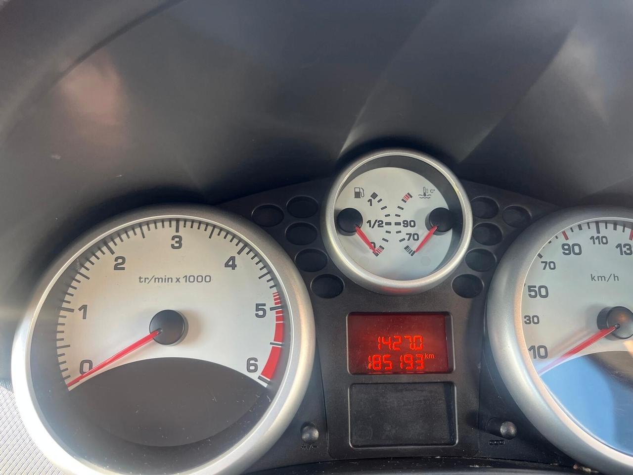 Peugeot 207 1.4 HDi 70CV FAP 5p. XS