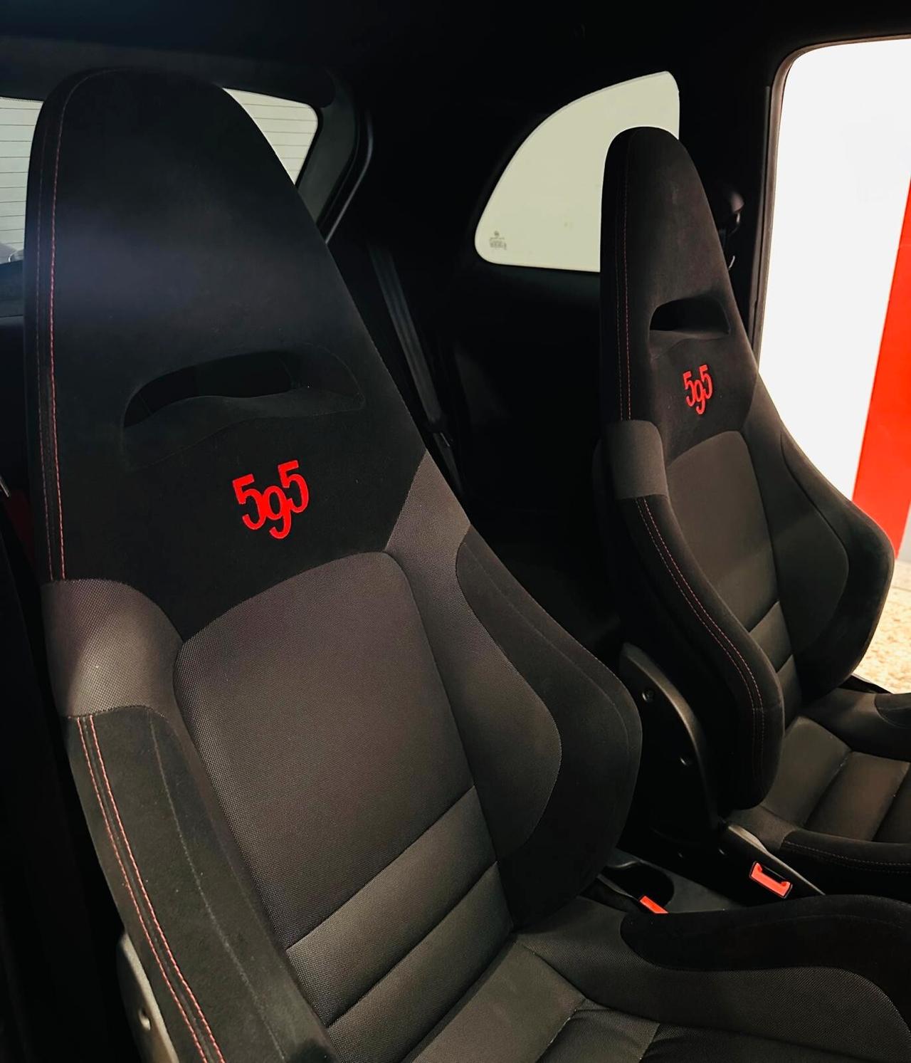 Abarth 500 1.4 Turbo T-Jet 135CV**
