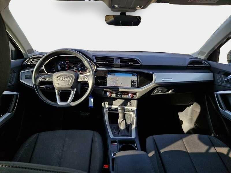 AUDI Q3 35 TDI S tronic Business