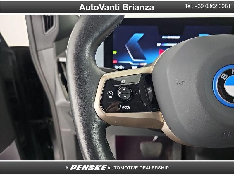 BMW iX iX xDrive50 Pacchetto Sportivo