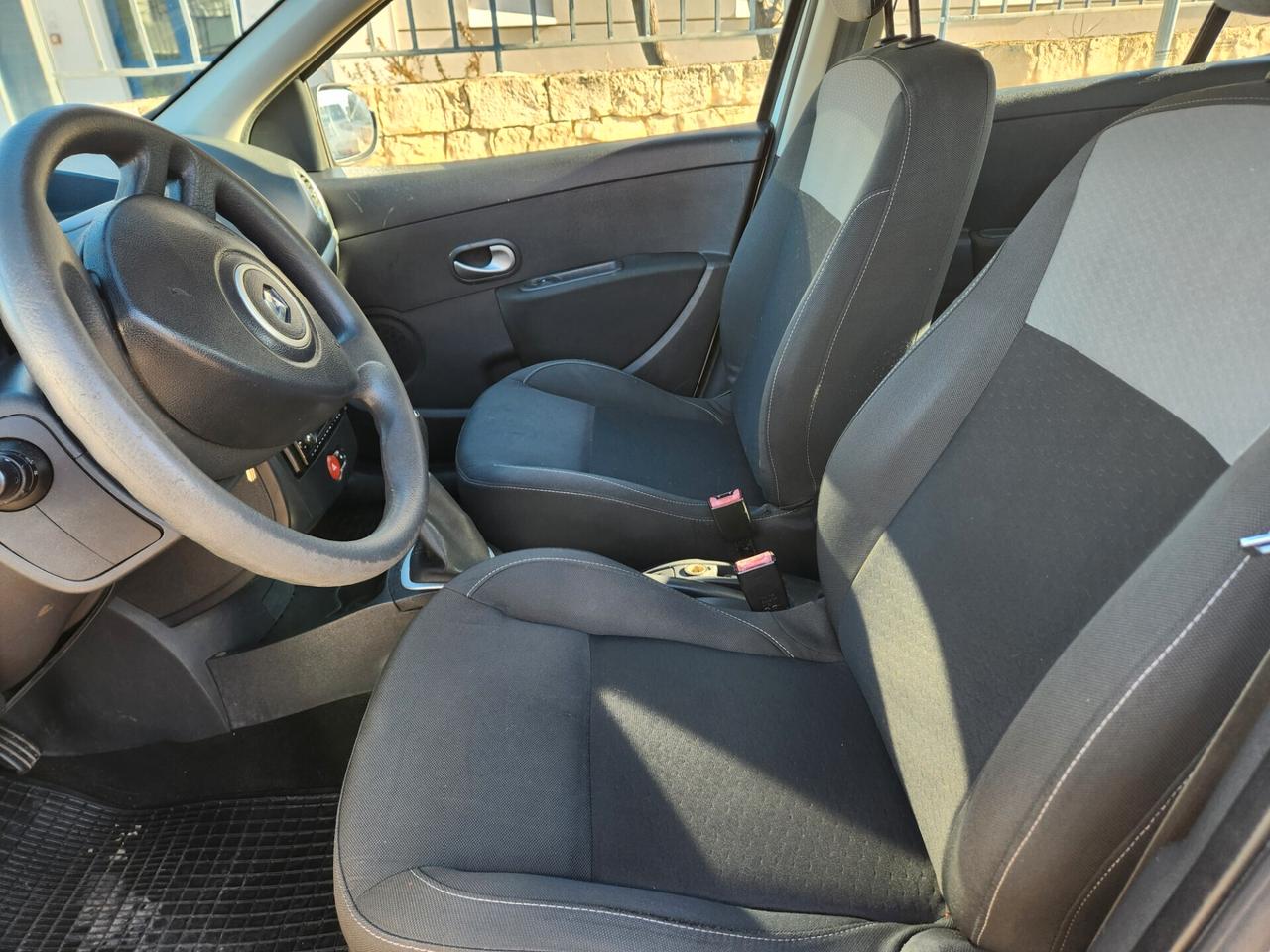 Renault Clio 1.5 dCi 75CV 5 porte AUTOCARRO ( BOLLO RIDOTTO )