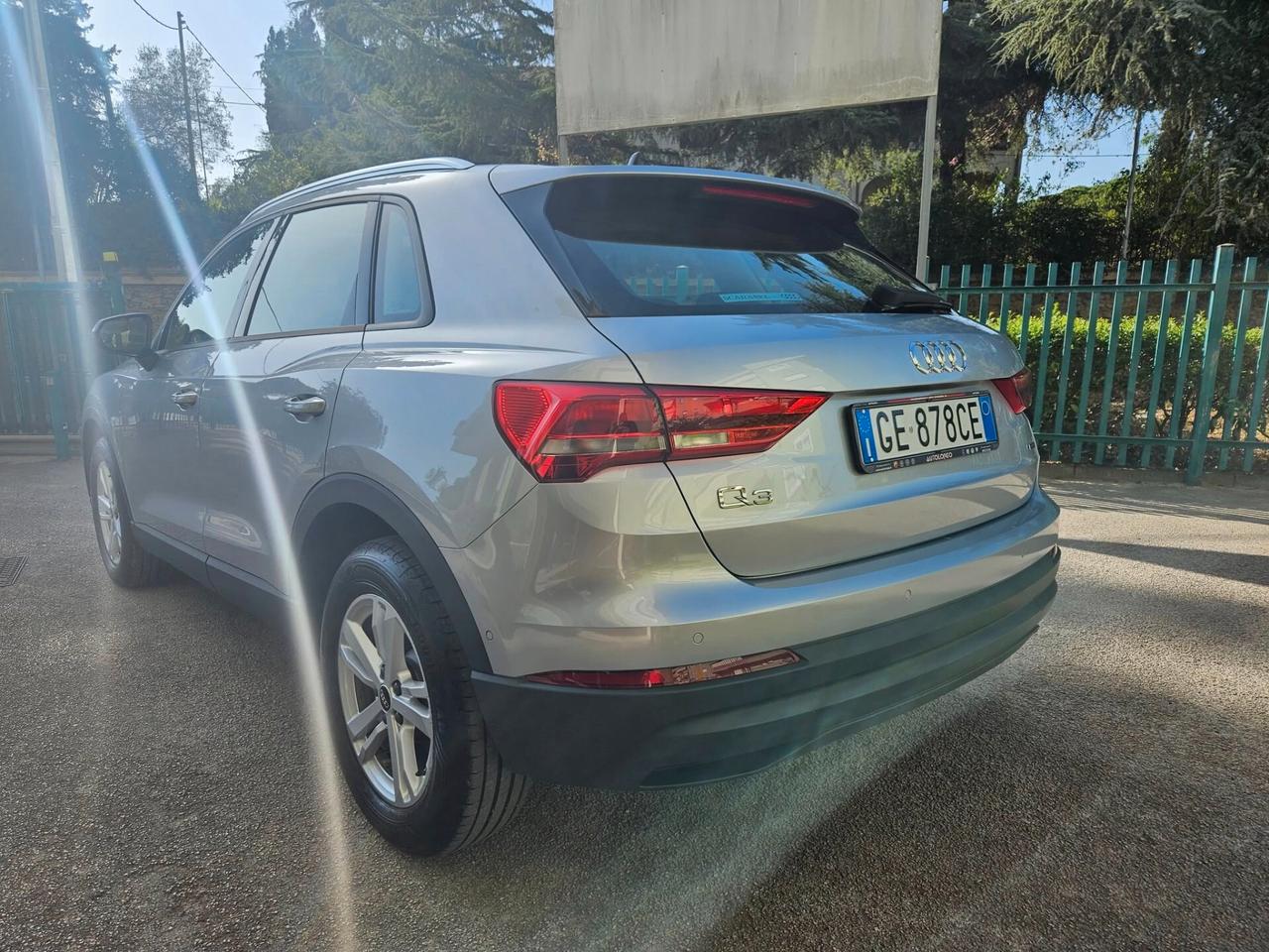 Audi Q3 35 TDI S tronic Business Advanced