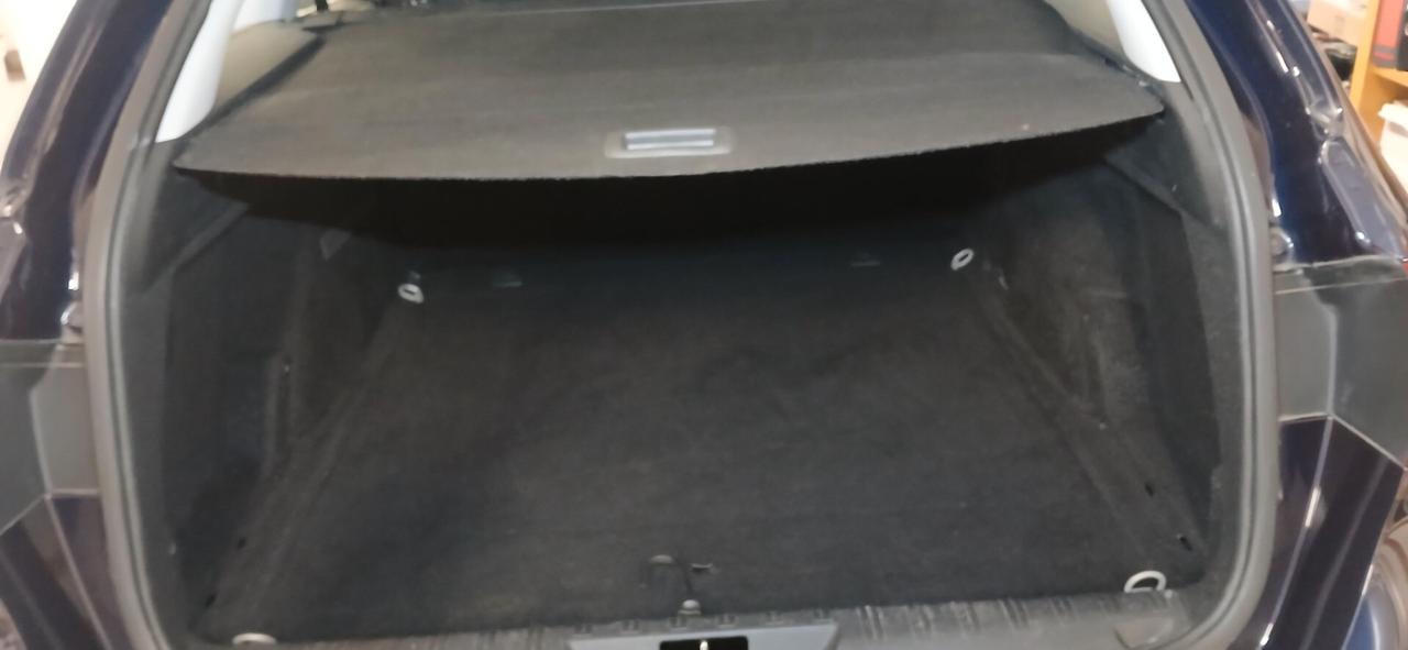 Peugeot 308 1.6 hdi s.w. neopatentati