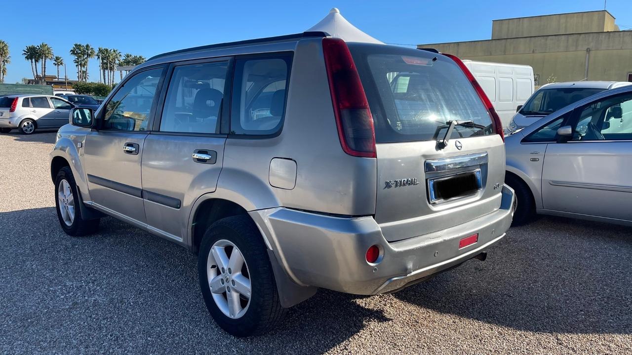 Nissan X-Trail 2.2 dCi Urban