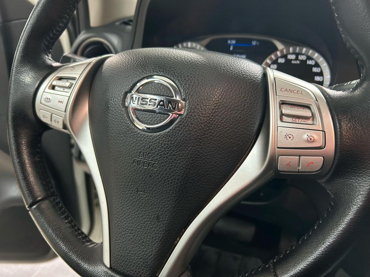 Nissan Navara 2.3 dci d.cab N-Connecta 190cv