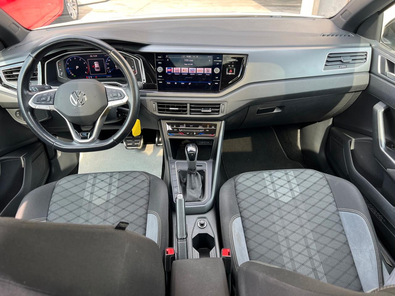 Volkswagen Taigo 1.5 TSI ACT 150 CV DSG R-Line