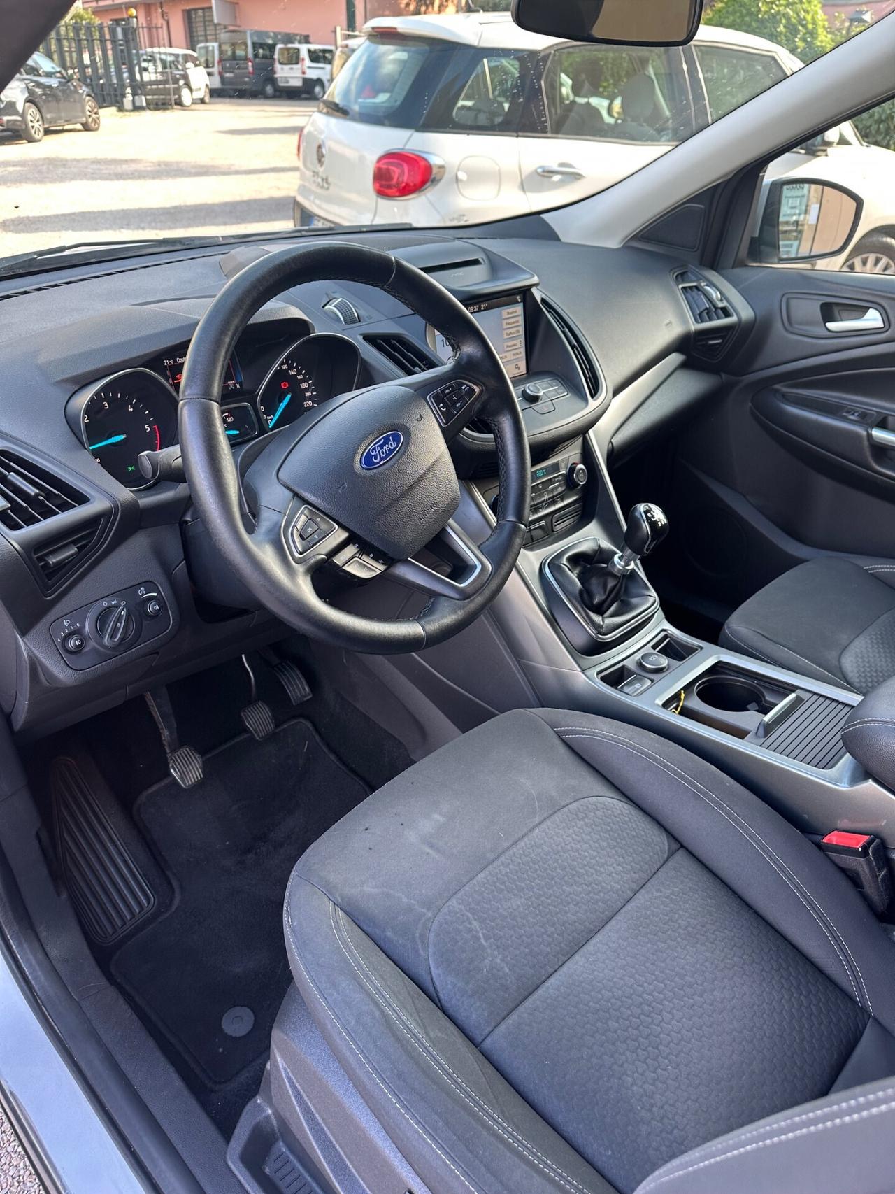 Ford Kuga 1.5 TDCI 120 CV S&S 2WD Business