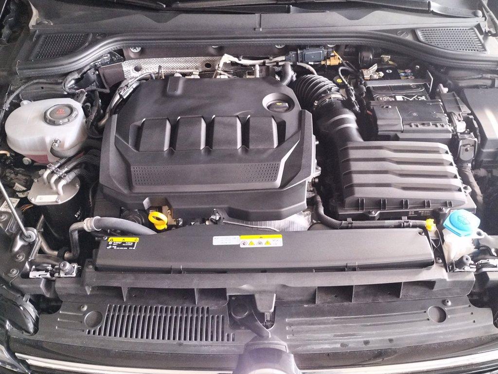 VOLKSWAGEN Golf variant 2.0 tdi life 150cv dsg del 2024