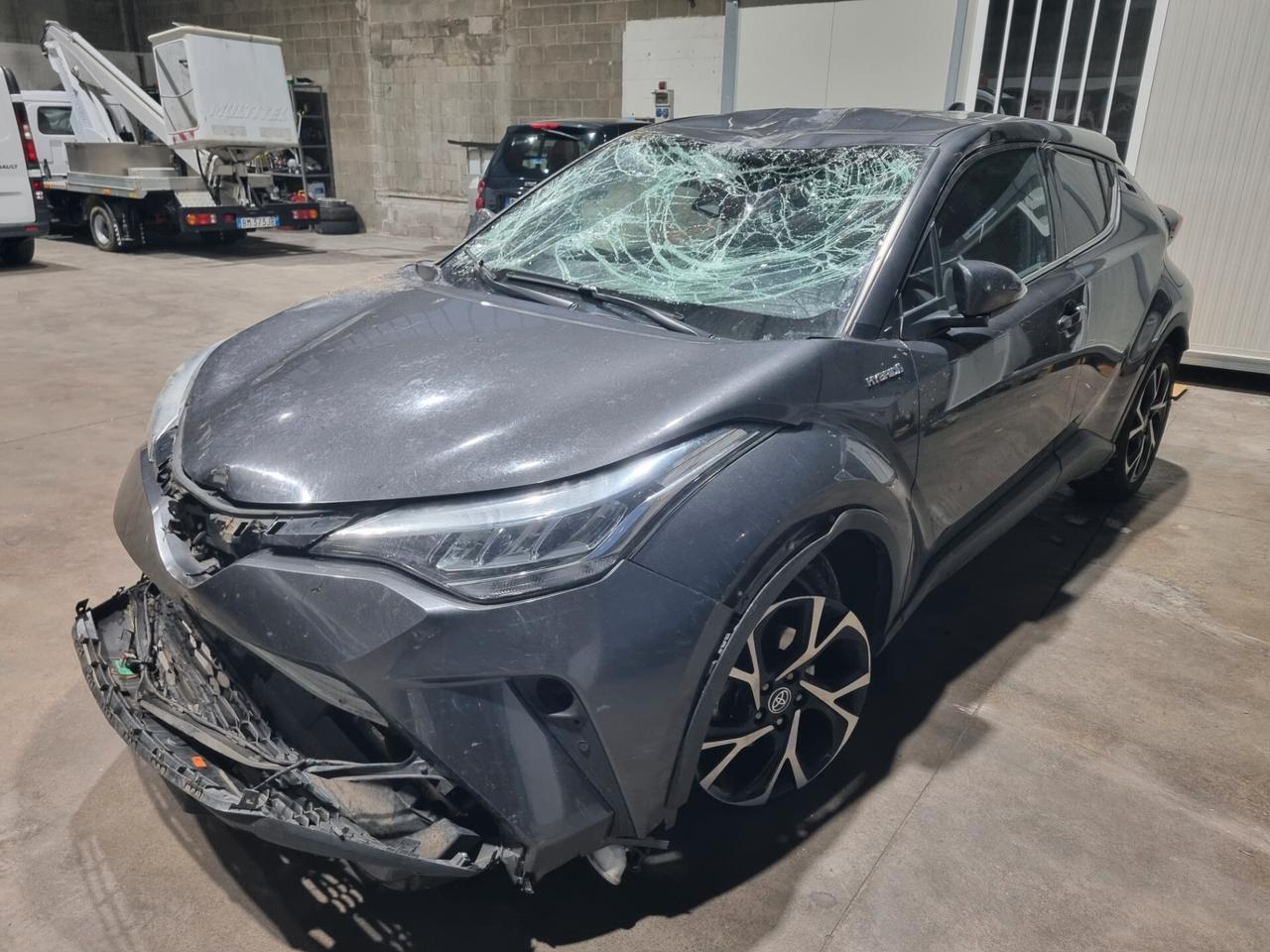 Toyota C-HR 1.8 Hybrid E-CVT Trend