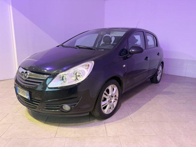 OPEL Corsa 1.2 5 P. Cosmo