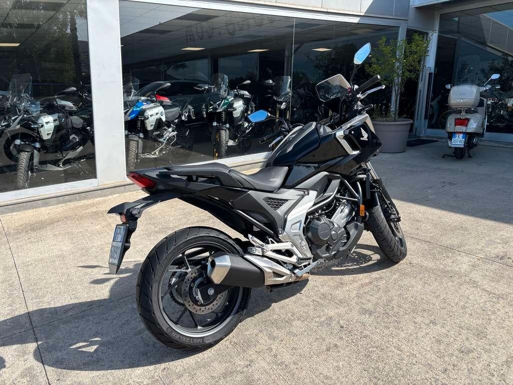 Honda NC 750 2025 / KM 12.000 Tua a solo 69 Euro al mese