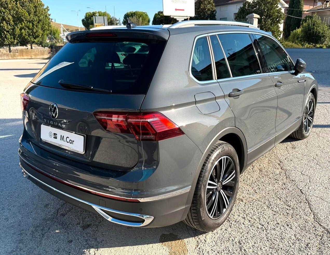 Volkswagen Tiguan 2.0 TDI 150 CV SCR DSG Elegance
