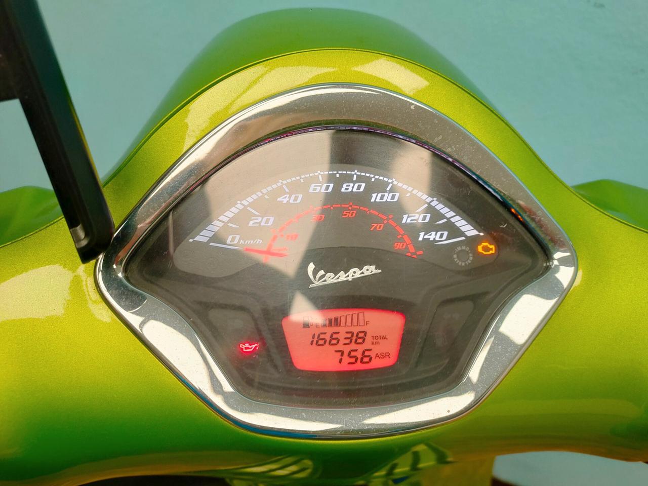 Piaggio Vespa 300 GTS SUPER ABS 16.000 km.