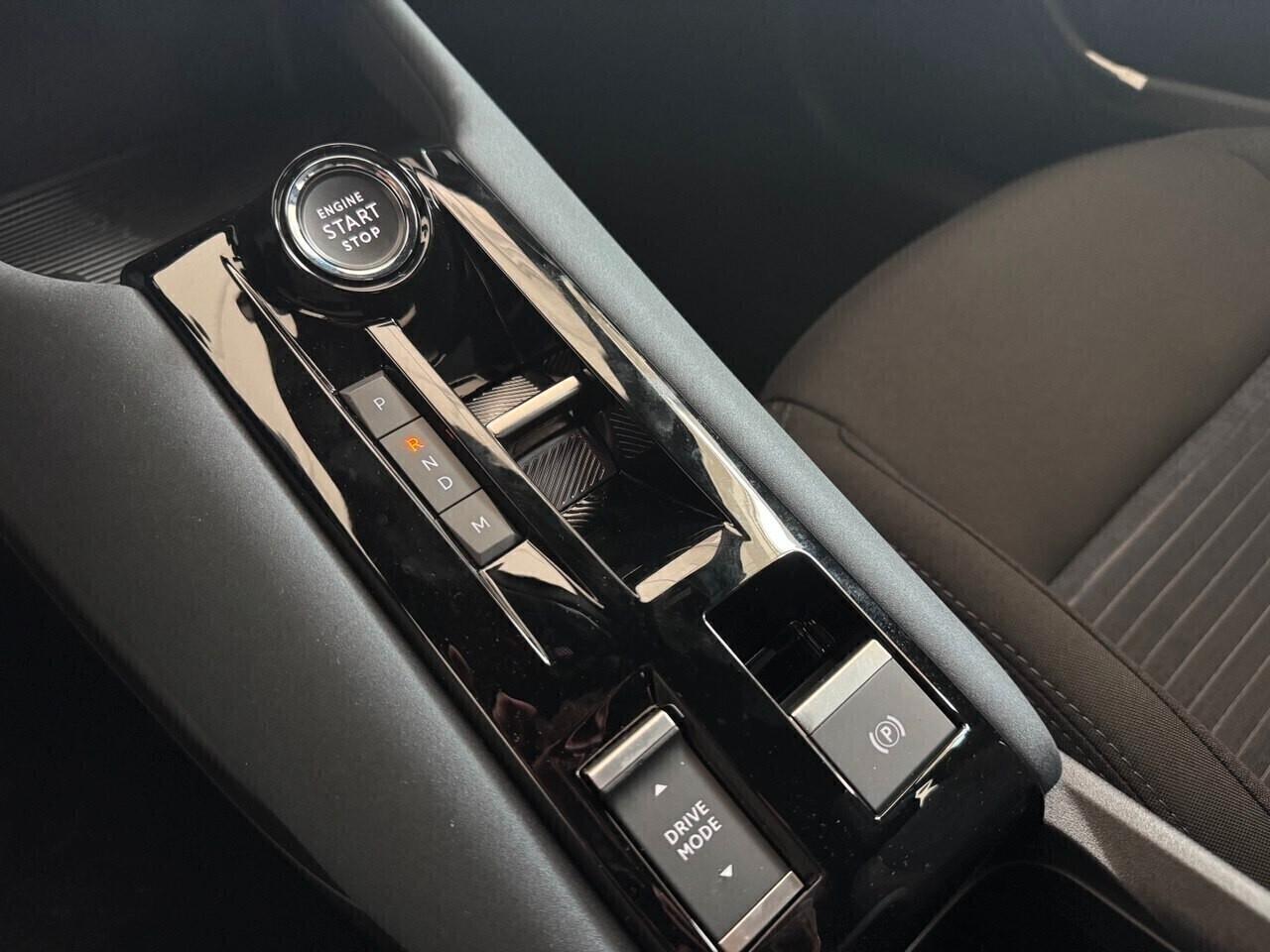 Alfa Romeo Junior HYBRID 145 CV. KM.0