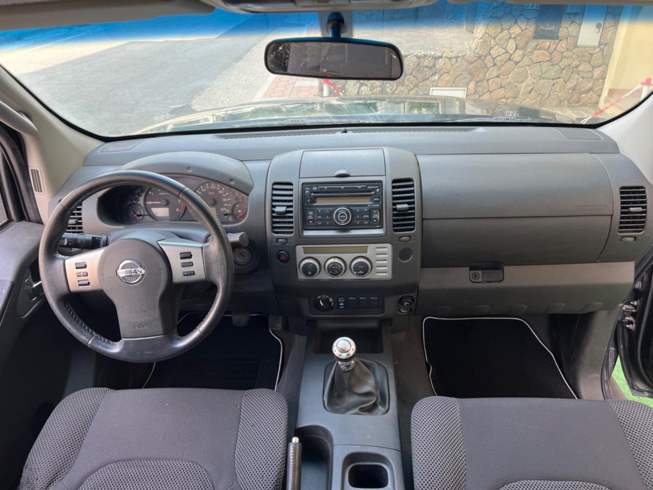 Nissan Navara 2.5 dCi 2 porte King Cab XE