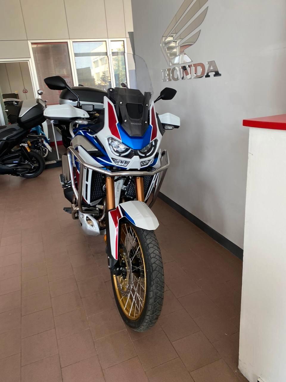 Honda Africa Twin 1100 adventure dct