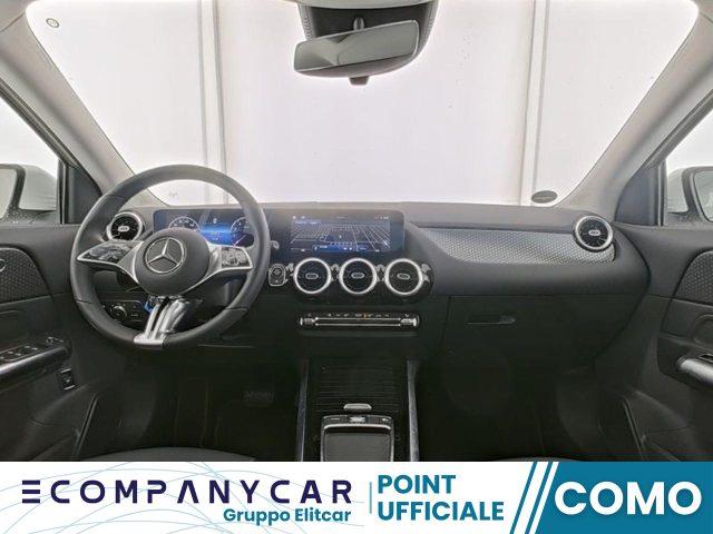 MERCEDES-BENZ GLA 180 Automatic Progressive Advanced