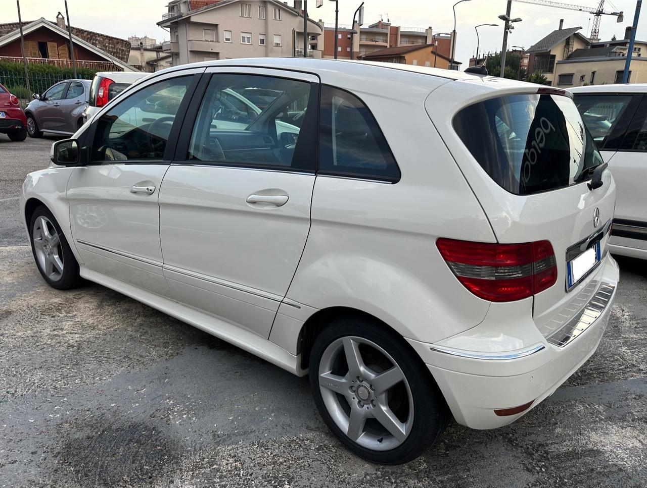 Mercedes-benz B 180 CDI Sport pelle sensori di parcheggio navi cerchi 17
