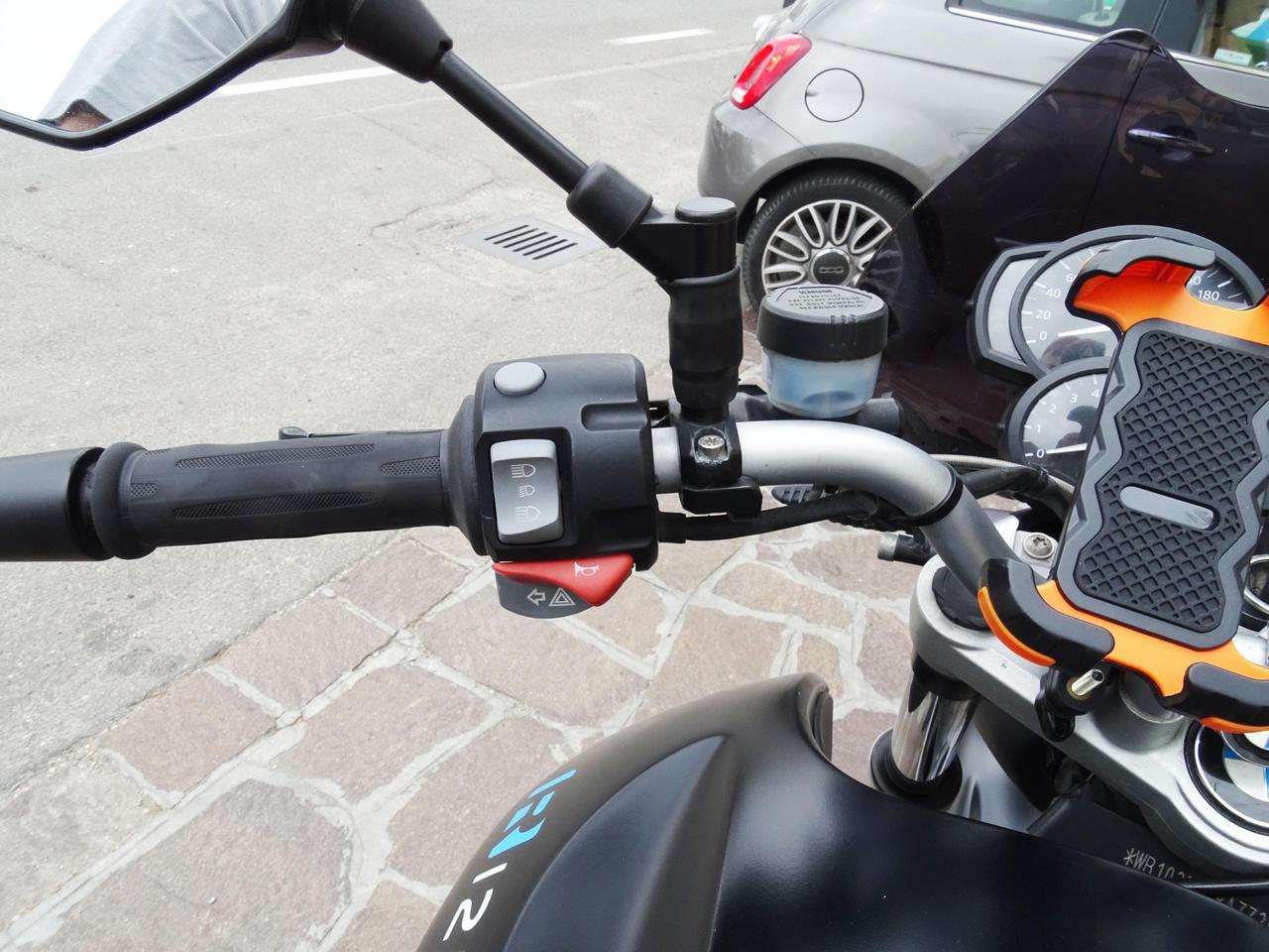 BMW R 1200 R ABS anno 2010