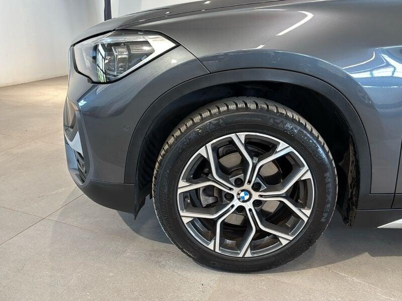 BMW X1 sDrive 18i XLine Plus automatico