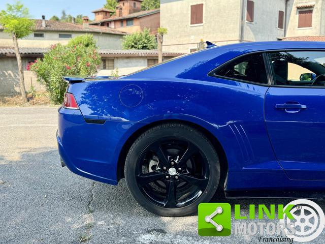 CHEVROLET Camaro LT
