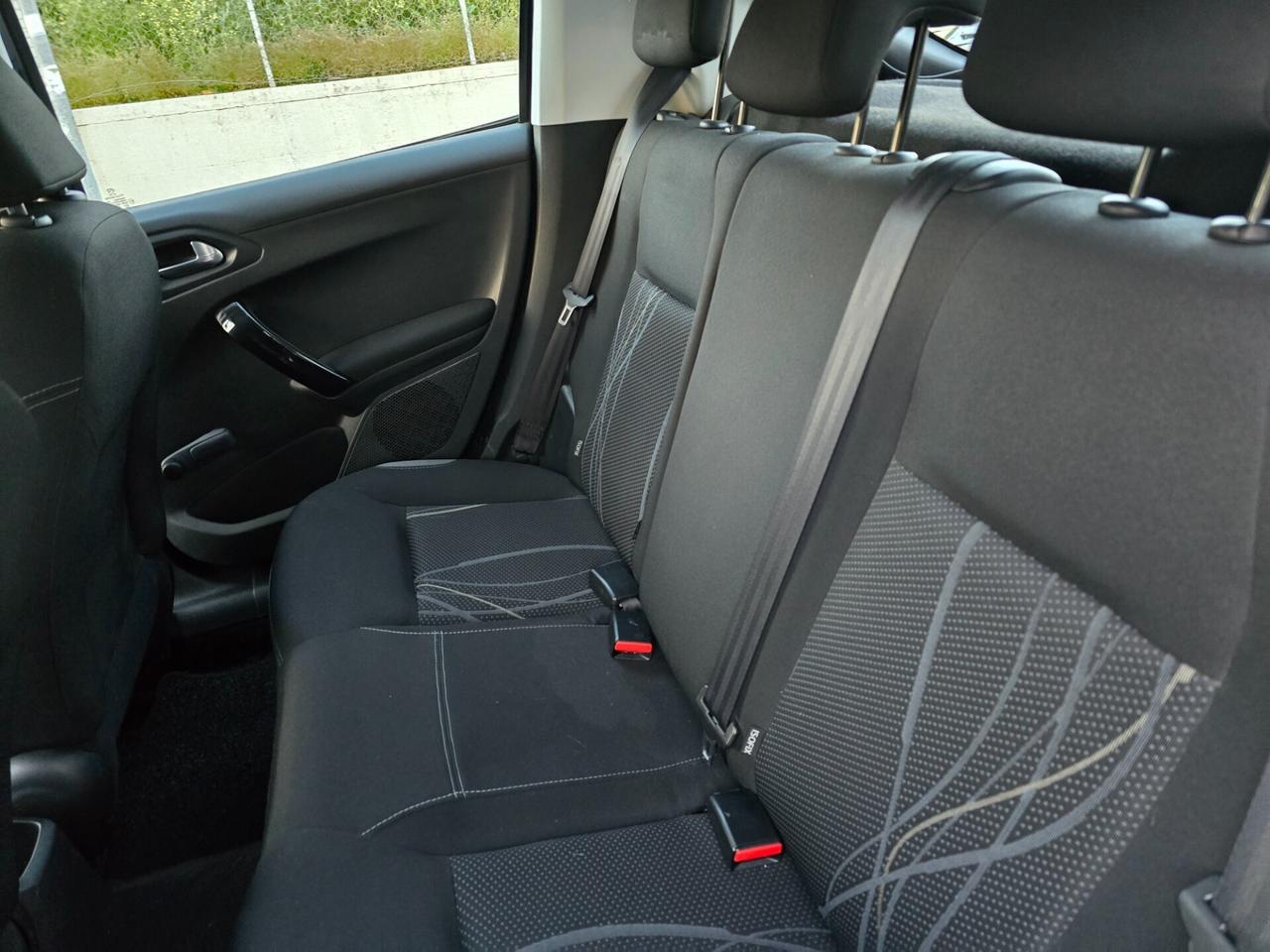 Peugeot 208 1.4 VTi 95 CV 5p. GPL Allure