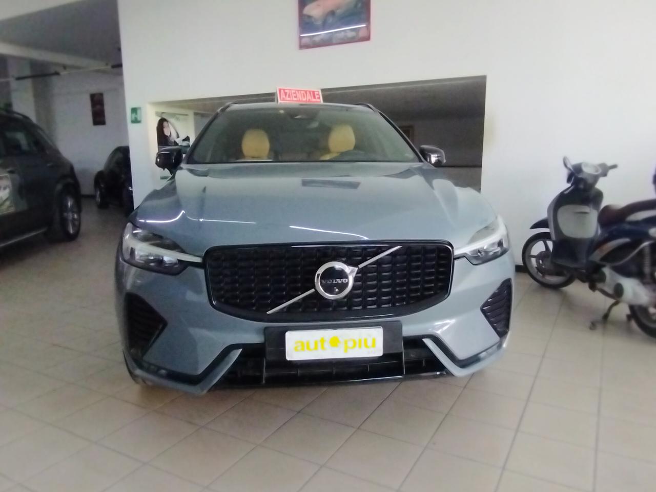 Volvo XC 60 XC60 B4 (d) automatico Plus Bright AUTOCARRO 5 POSTI