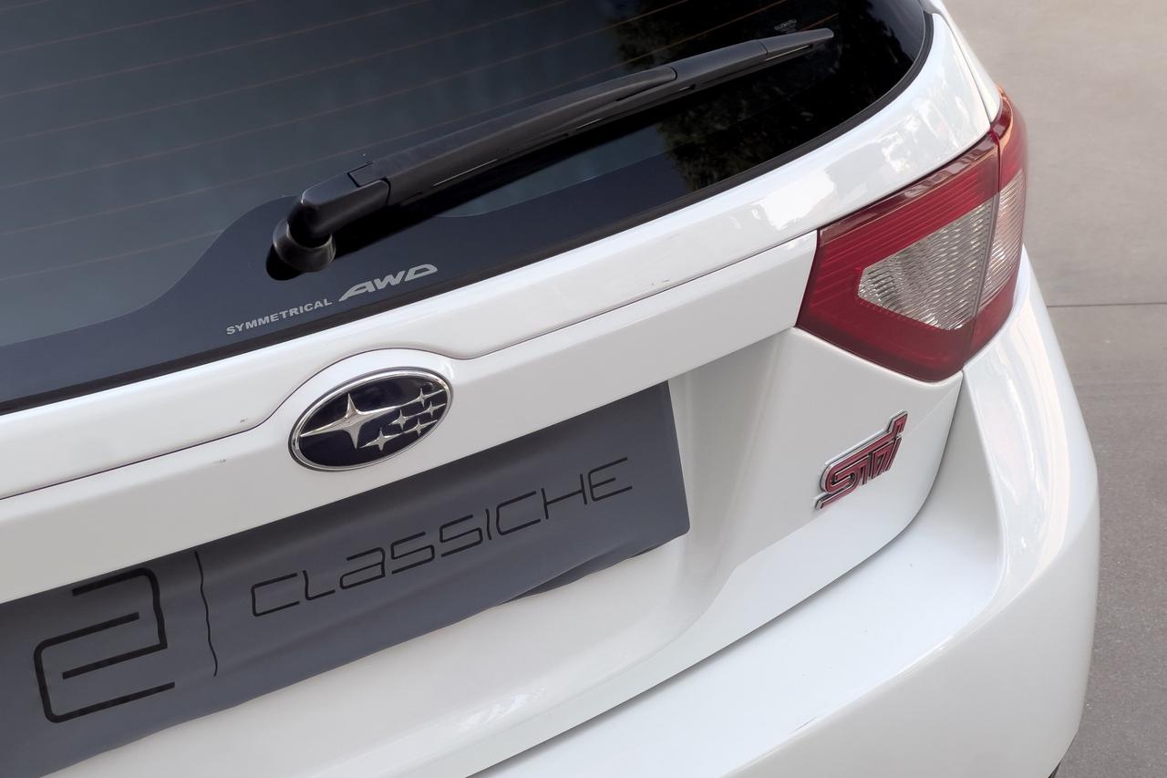 Subaru Impreza STI JDM 2.0