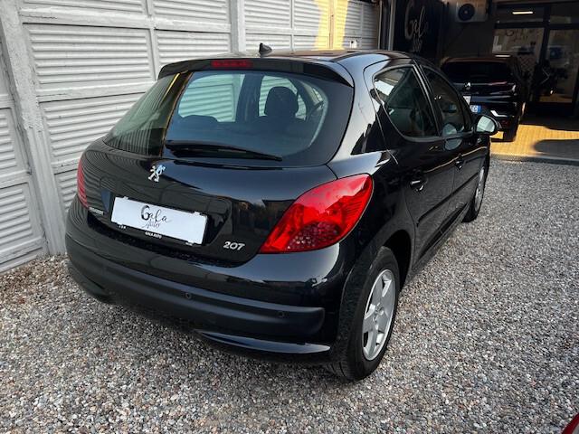 Peugeot 207 1.4 XS 88CV **CAMBIO AUTOMATICO**