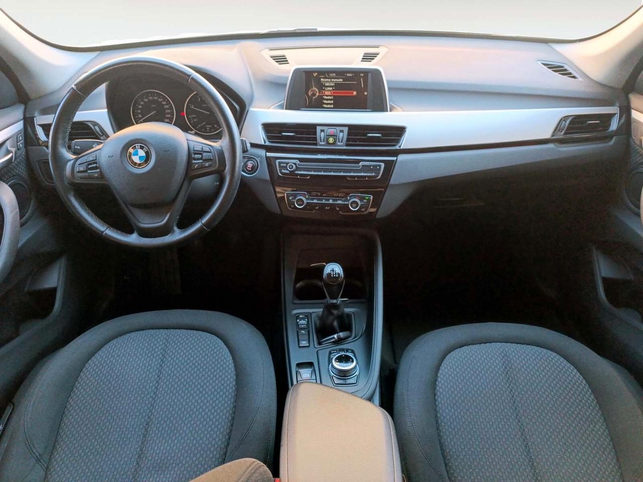 Bmw X1 xDrive18d Advantage KM TAGLIANDATI BMW! LED, Navi, Manuale!