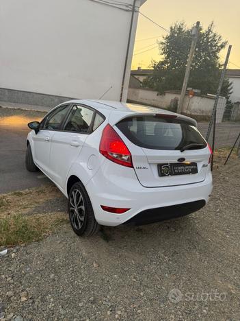 Ford fiesta 1.4 benz gpl neopatentati
