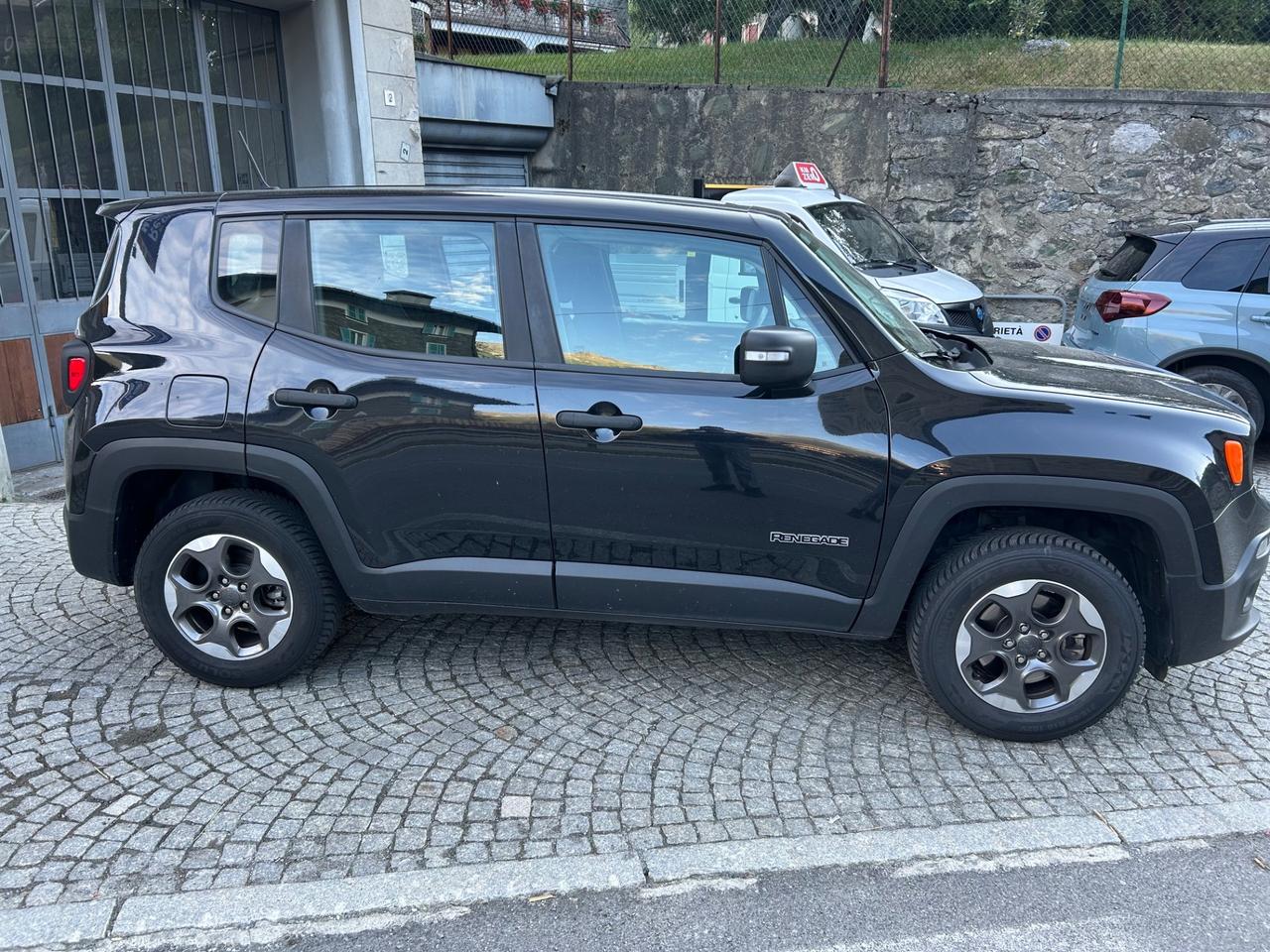 Jeep Renegade 2.0 Mjt 4WD Active Drive Sport