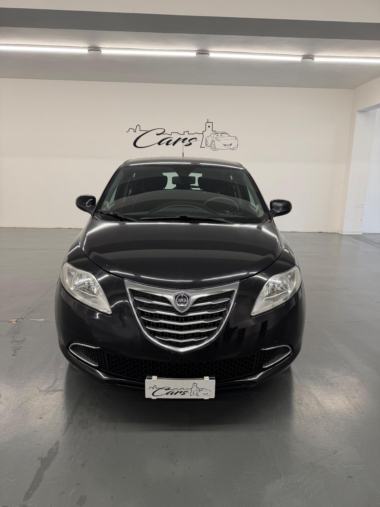 Lancia Ypsilon 1.2 69 CV 5 porte