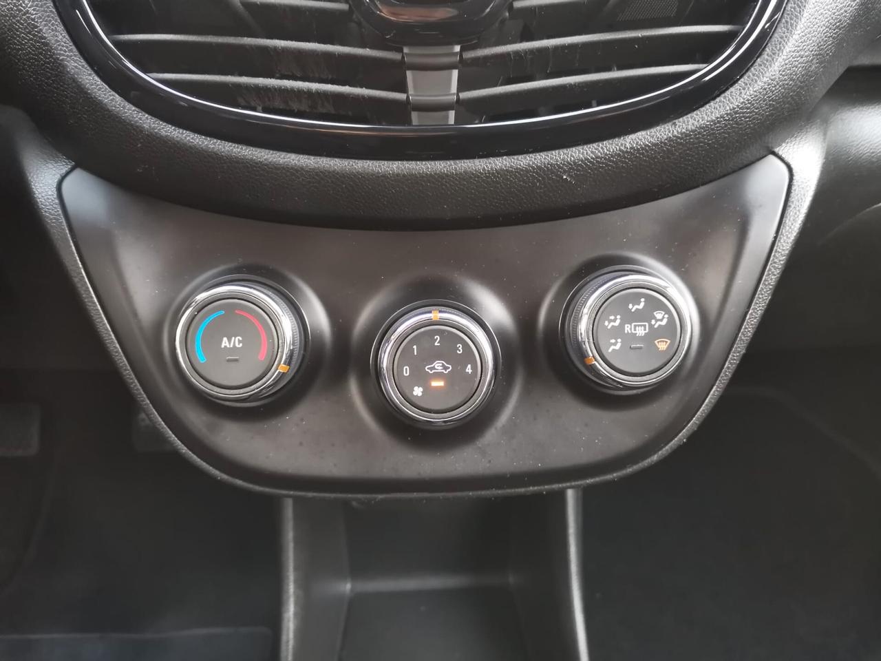 Opel Karl Rocks 1.0 73 CV