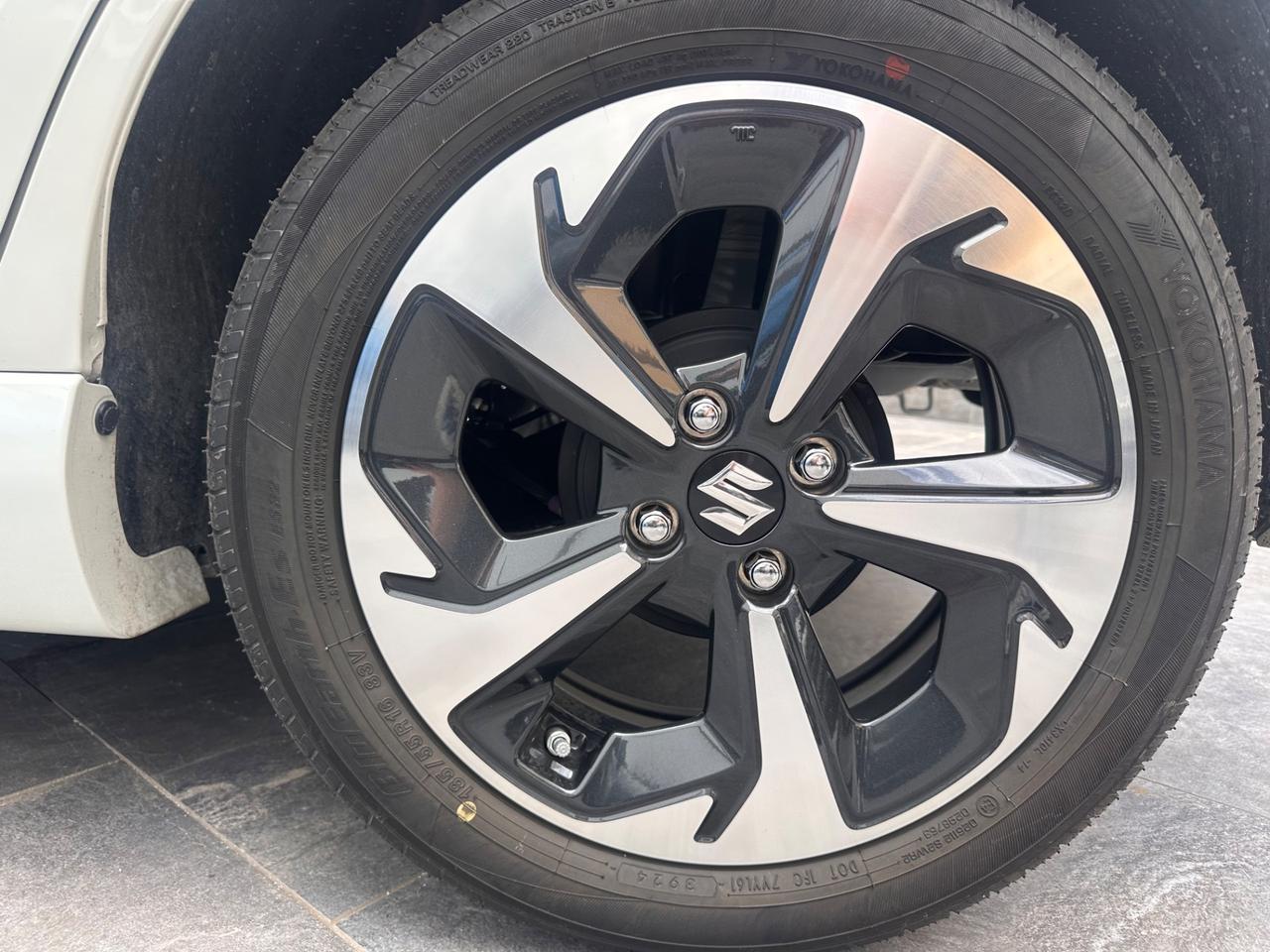 Suzuki Swift 1.2 Hybrid CVT Top