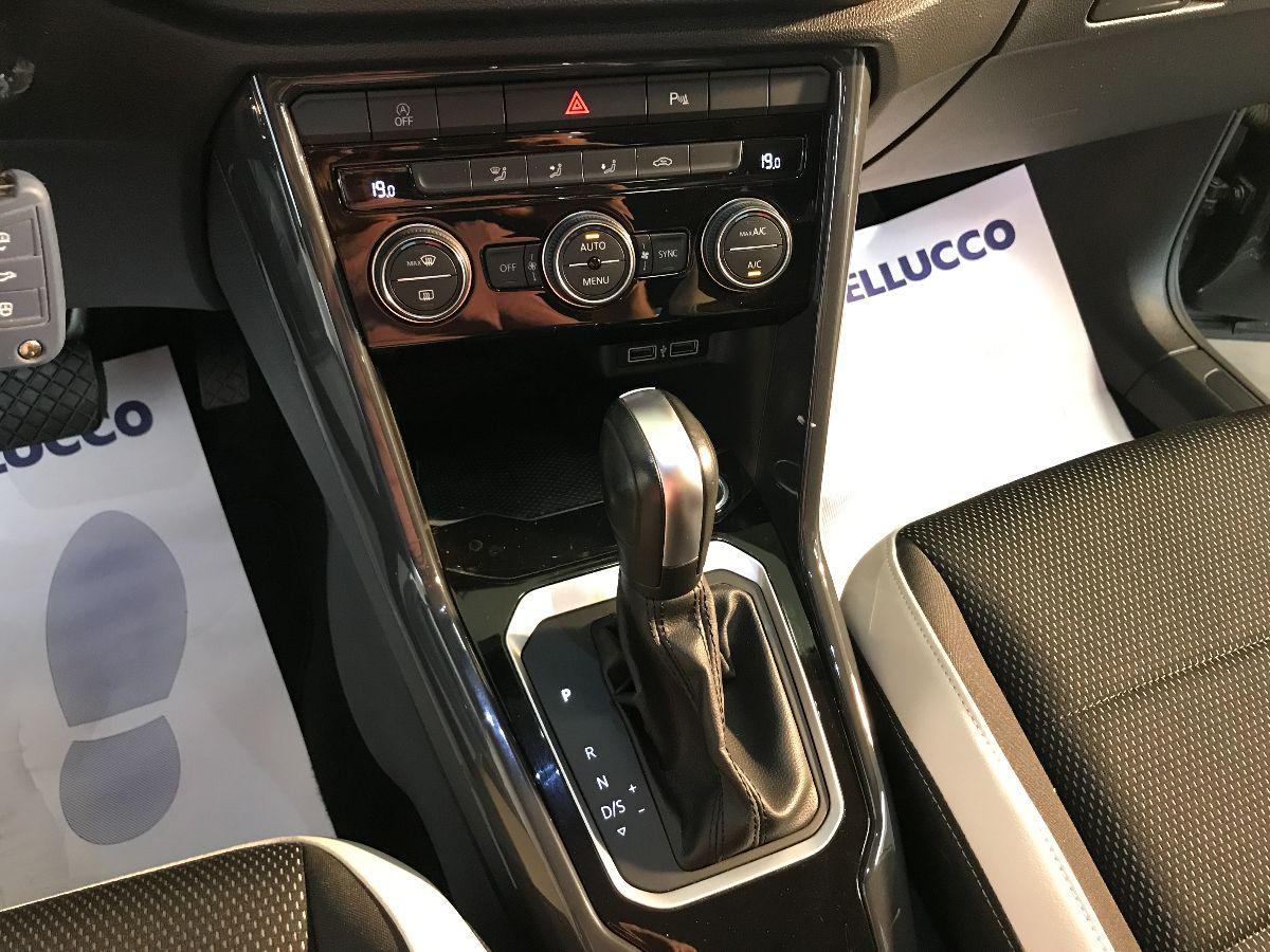 VOLKSWAGEN T-Roc 1.5 TSI ACT DSG Style BMT