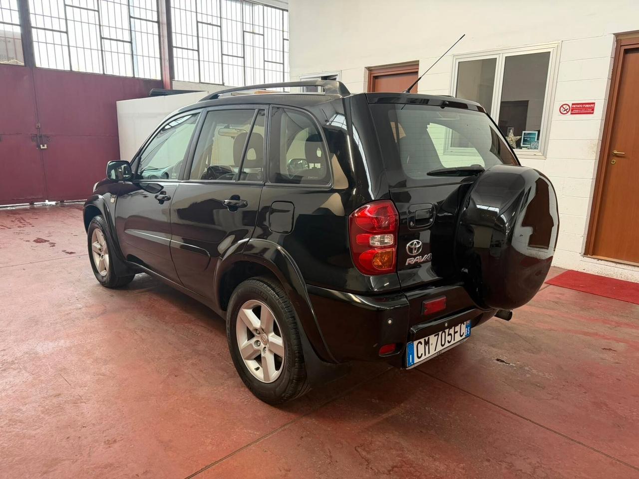 Toyota RAV 4 RAV4 2.0 16V cat 5 porte Sol BENZINA