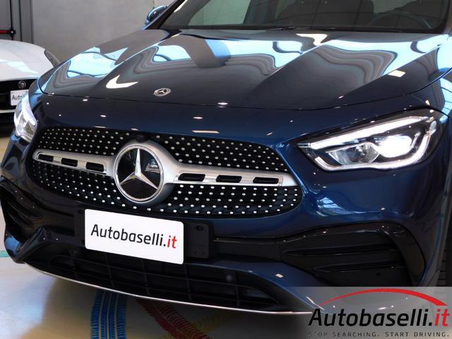 MERCEDES-BENZ GLA 200 D AUTOMATIC PREMIUM TECH-PACK AUTOMATICA 8G-DTC