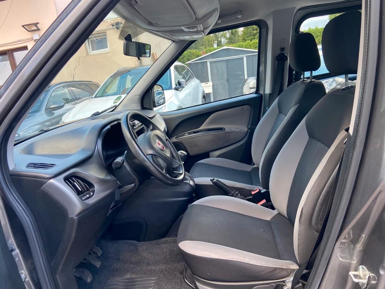 Fiat Doblò 1.4 16V Lounge 7 POSTI