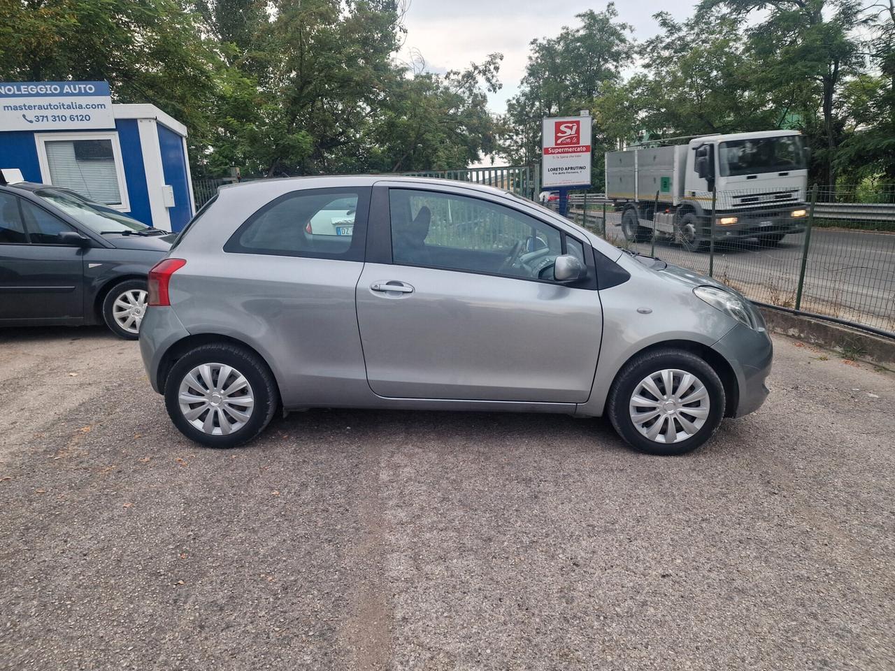 Toyota Yaris 1.0